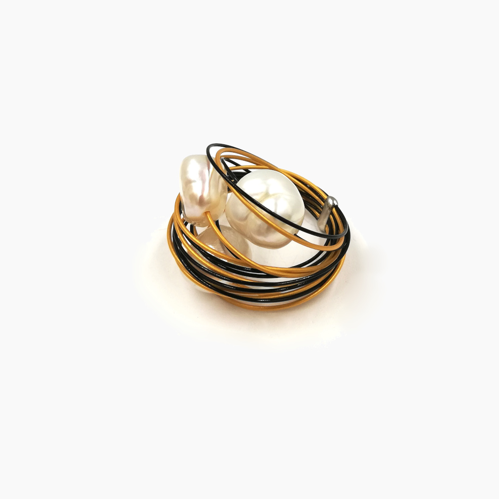 Gold & Black Wire with Three White Pearls